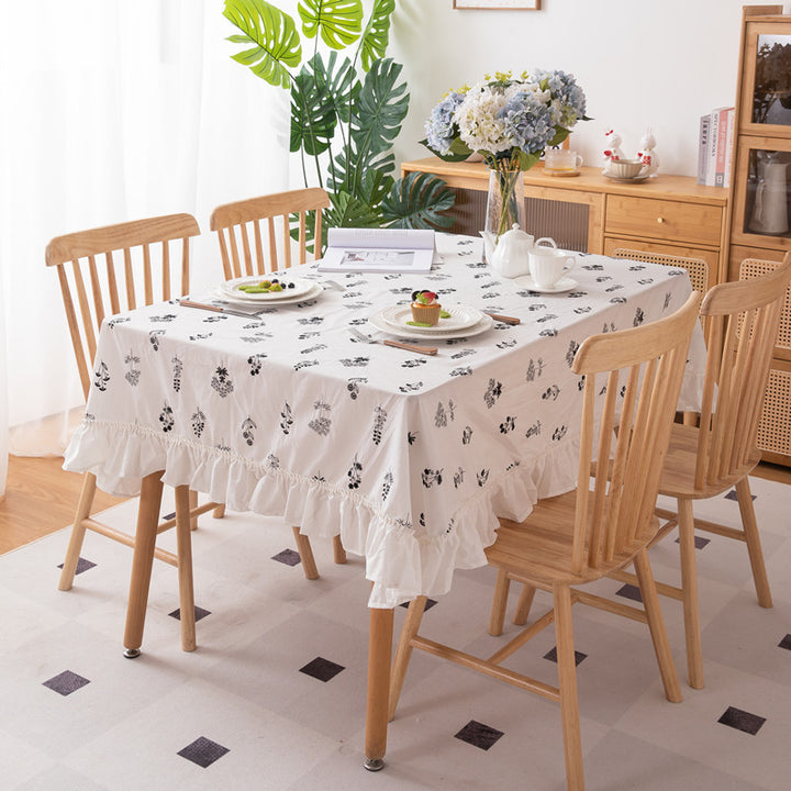 Decoratieve Gerimpelde Tafelkleed