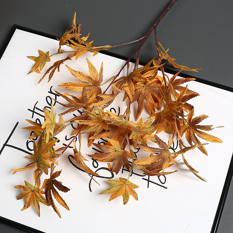 Decoratieve Nep Maple Leaf Steel voor Hu decor