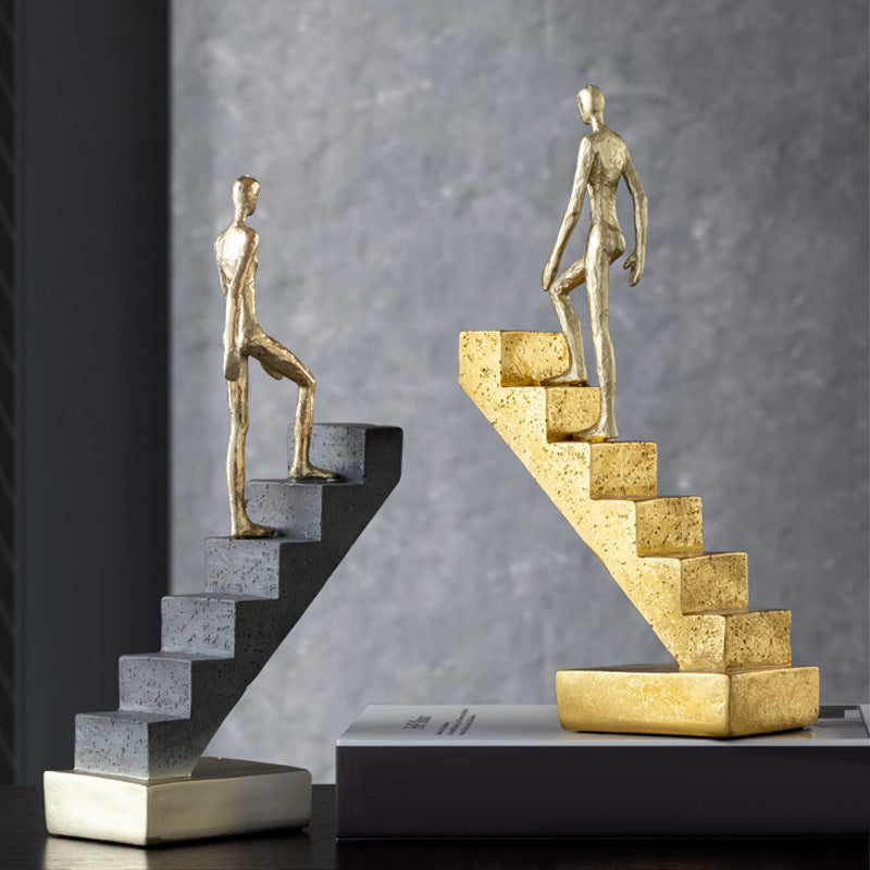 Trapfiguurlijke Sculptuur