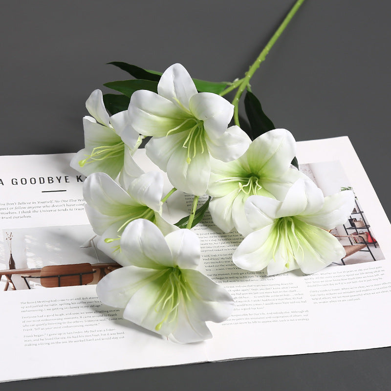 Realistische Zijde Bloem Steel Arrangment