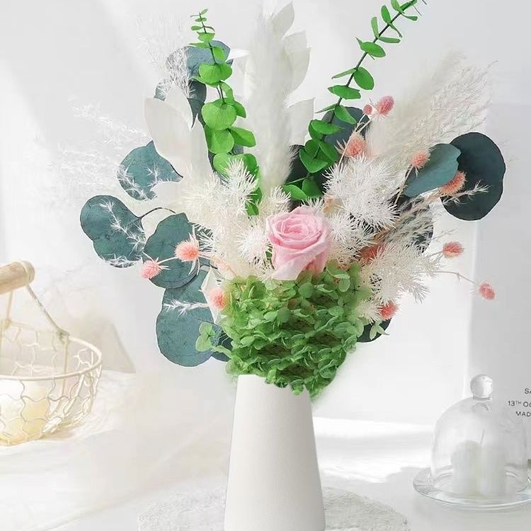 Premium Decoratieve Bloemarrangement