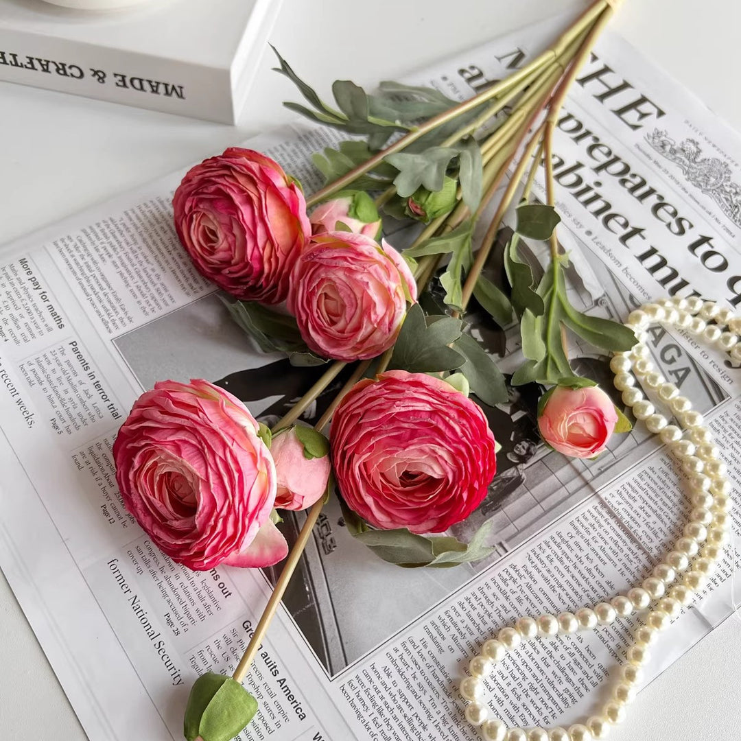 Levensechte Ranunculus Bloemarrangement