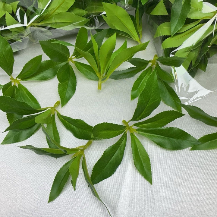 Levensechte Bladeren Arrangement