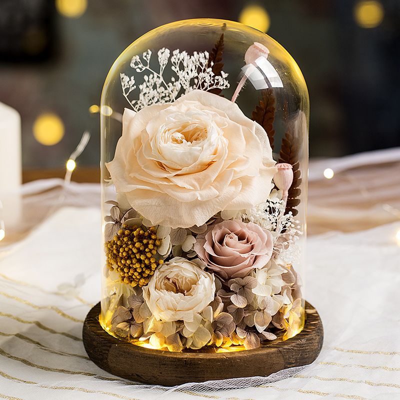 Decoratieve Bloemige Koepel Arrangement