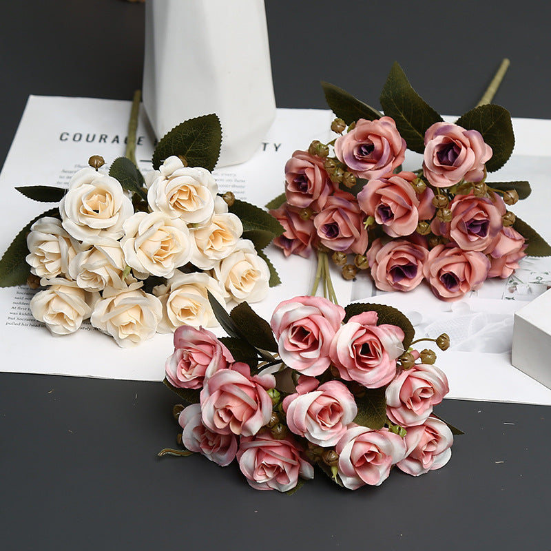 Decoratieve Zijde Rozenboeket voor Woondecoratie
