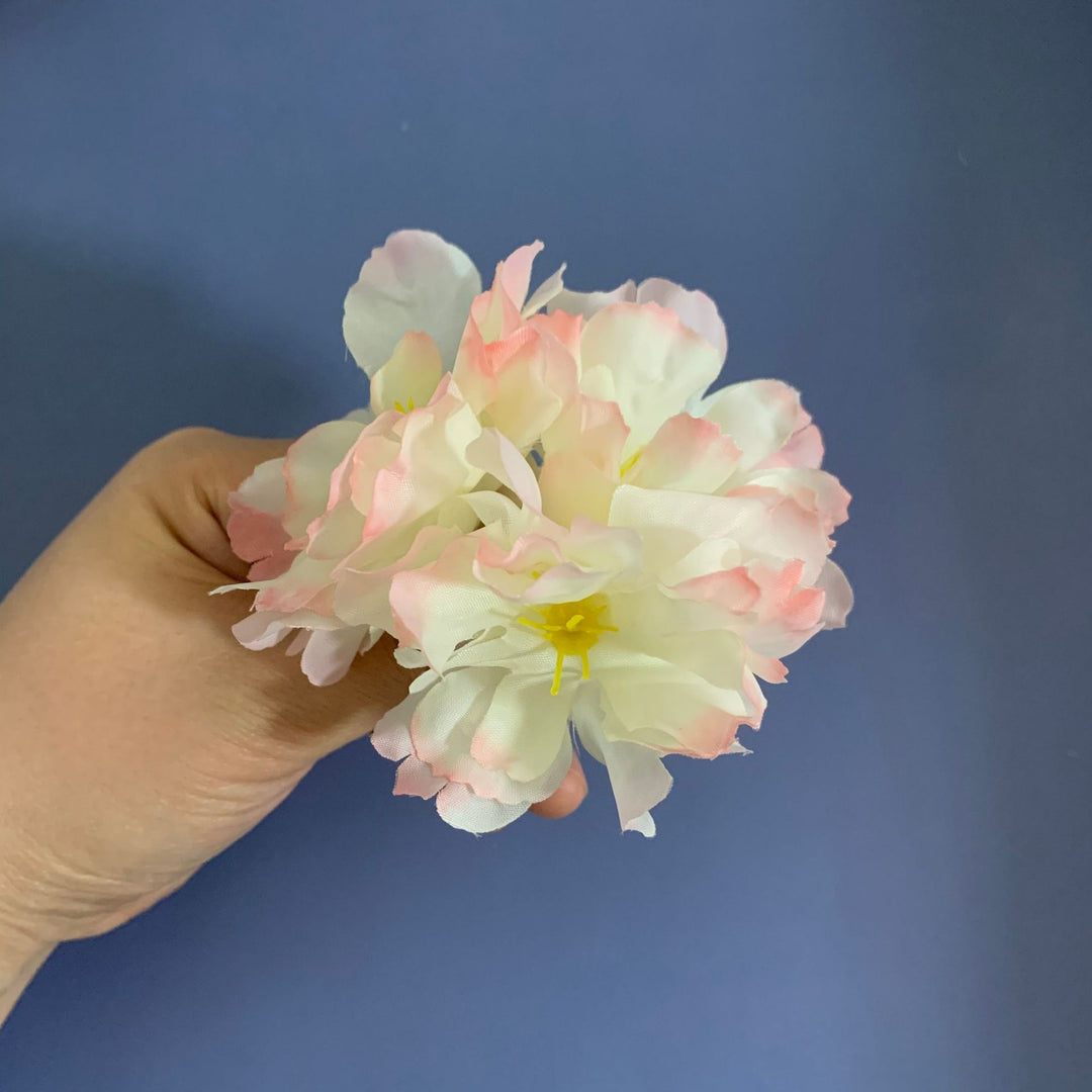 Decoratieve Bloemrijke Hand Corsage