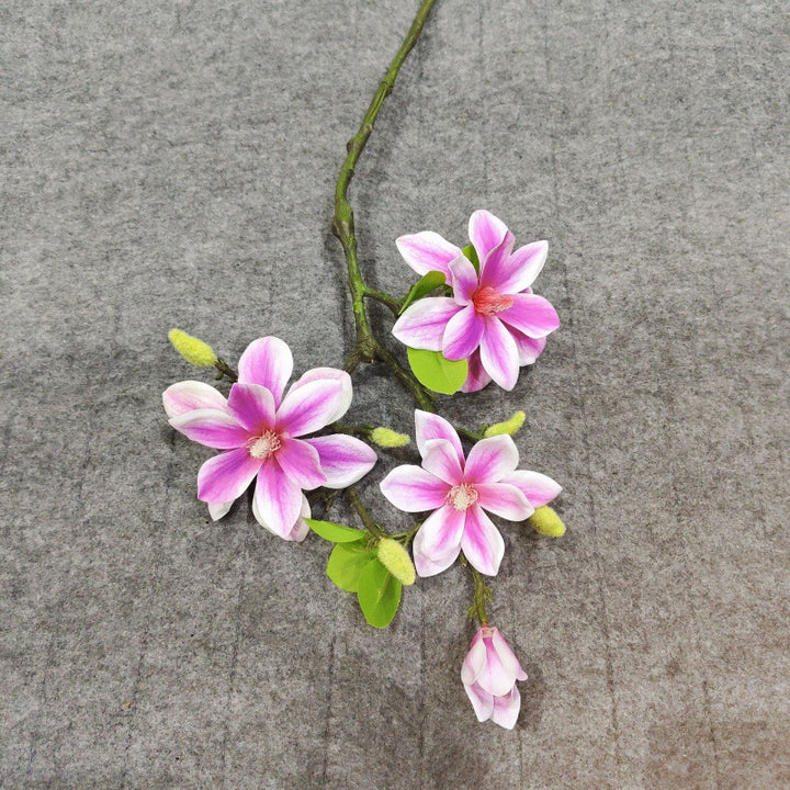 Levensechte Bloemstengel met Zachte Bloemblaadjes