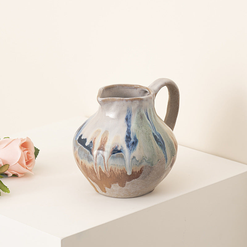 Klassieke Ambachtelijke Keramische Pitcher