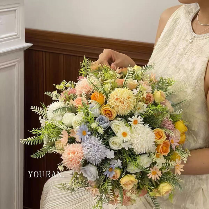 Lush Kunstbloem Centerpiece Arrangement