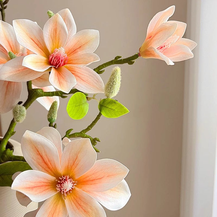 Realistisch Bloemstuk in Elegante Vaasje