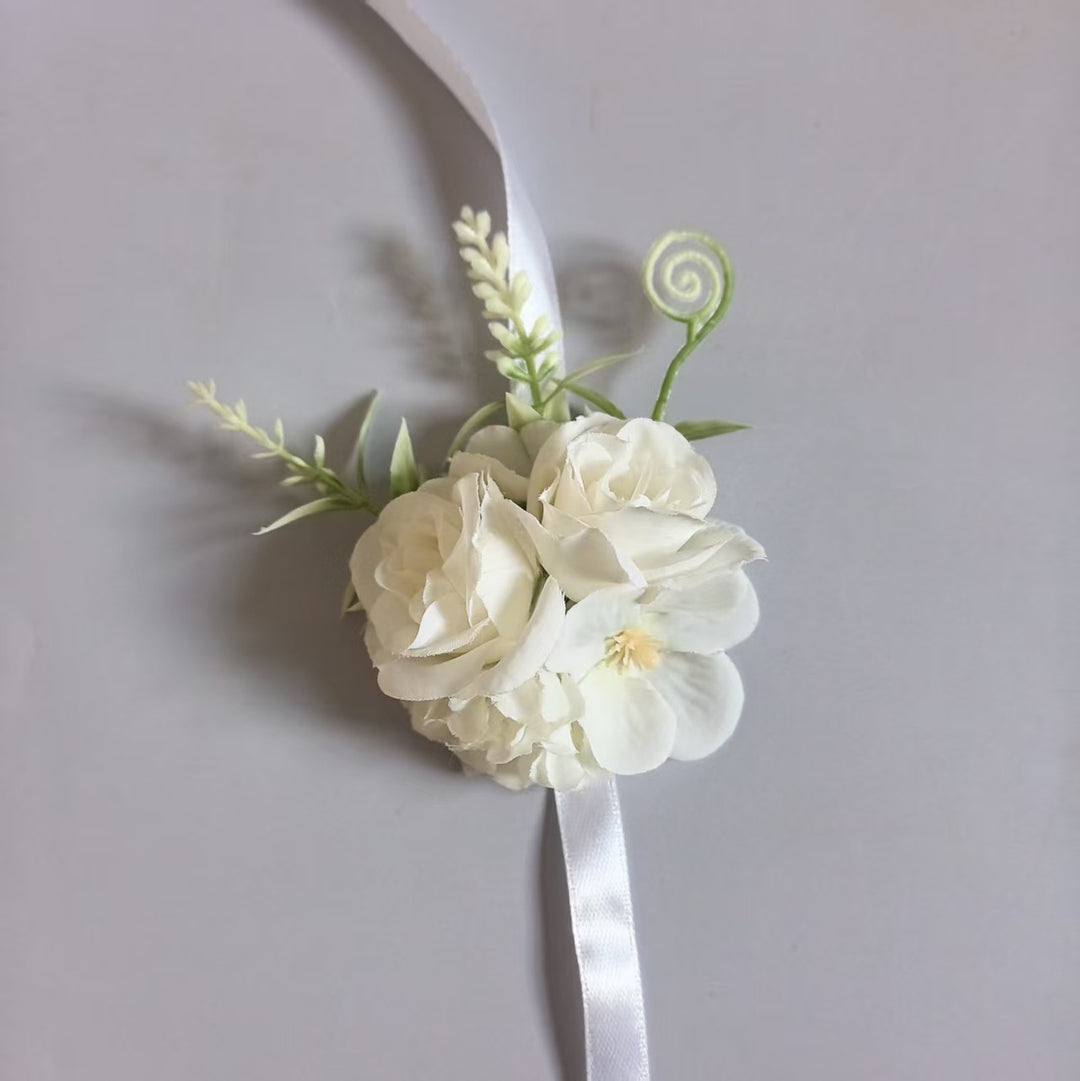 Floral Corsage Accessoire