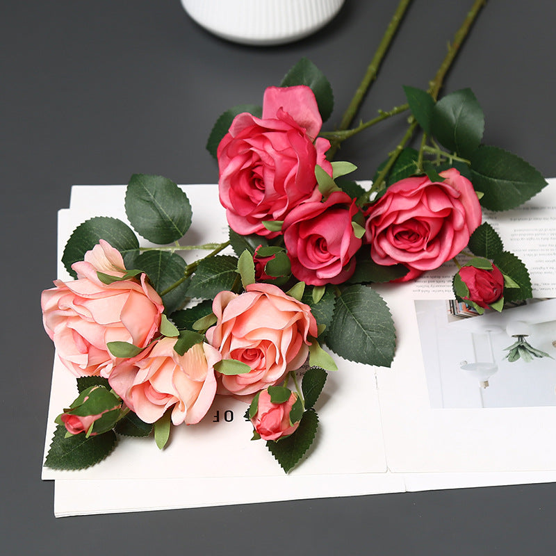 Zachte Zijde Rozen Arrangement