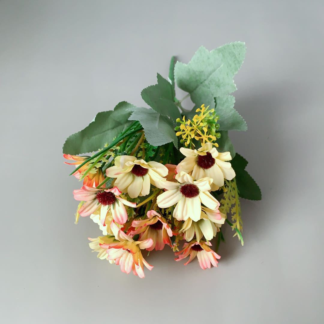 Levensecht Kunstbloemen Boeket