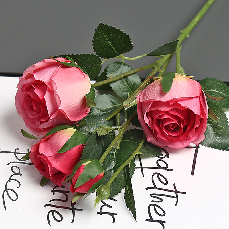 Realistisch Kunstmatige Rozen Arrangement
