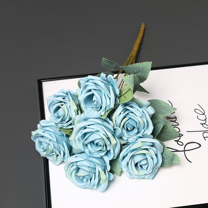Neproze bloemenboeket voor thuisdecoratie