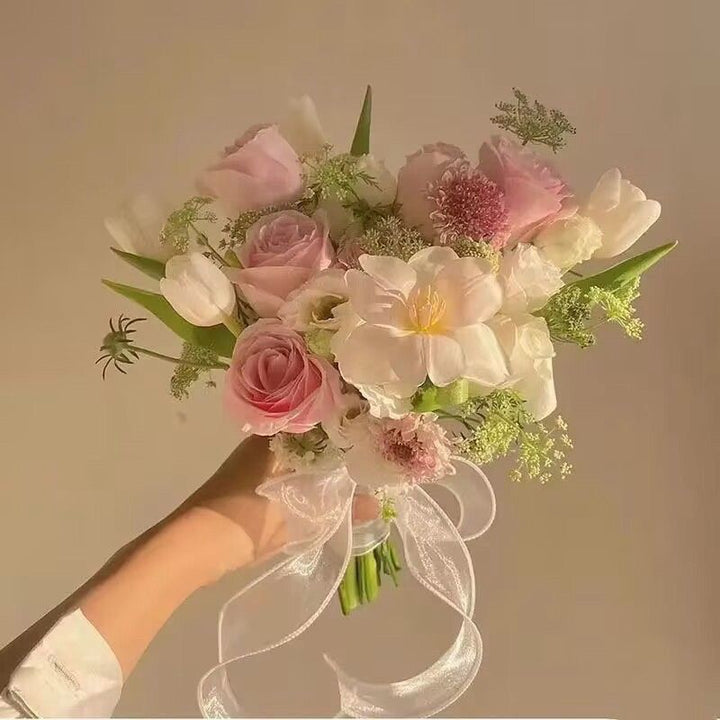 Elegante Kunstmatige Bloemen Bruidsboeket