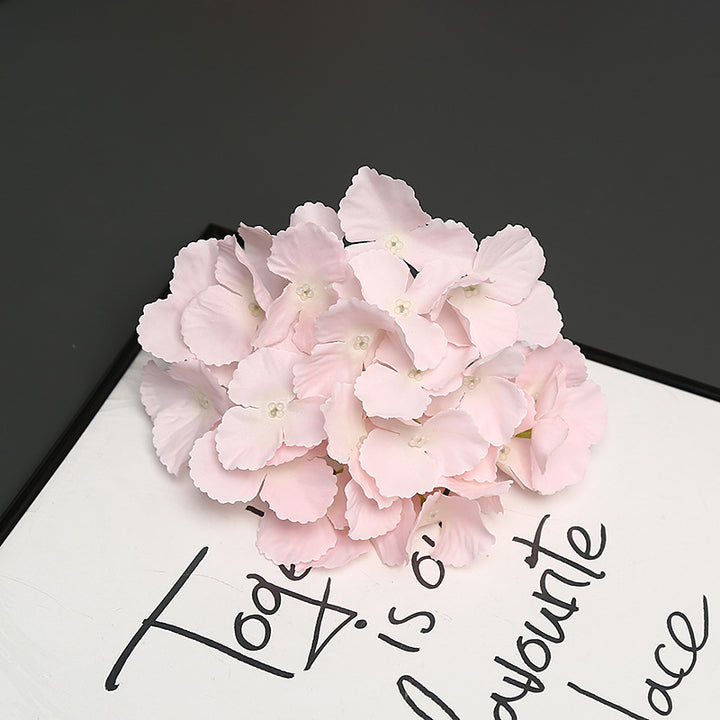 Elegante Decoratieve Bloemenarrangement