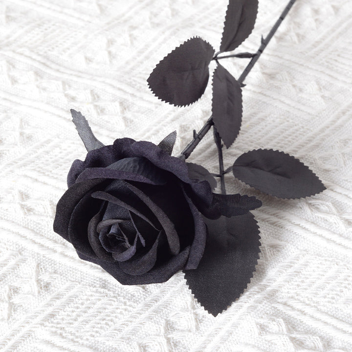 Elegante Zijden Zwarte Rozensteel