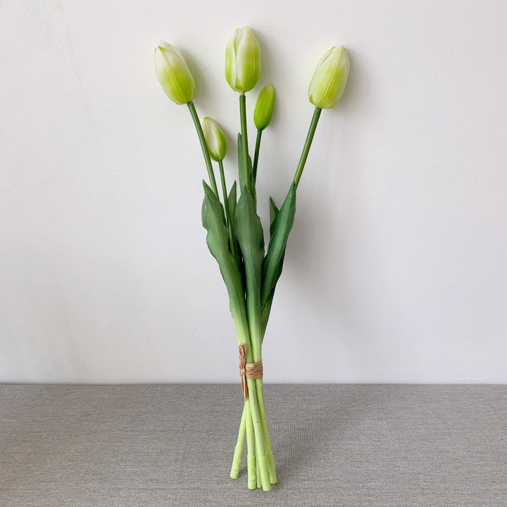 Levensechte Tulp Bloemenarrangement
