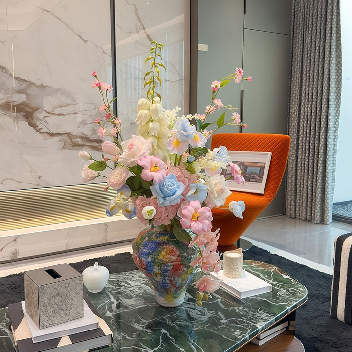 Levensechte Bloemenboeket met Gemengde Bloemen en Loof