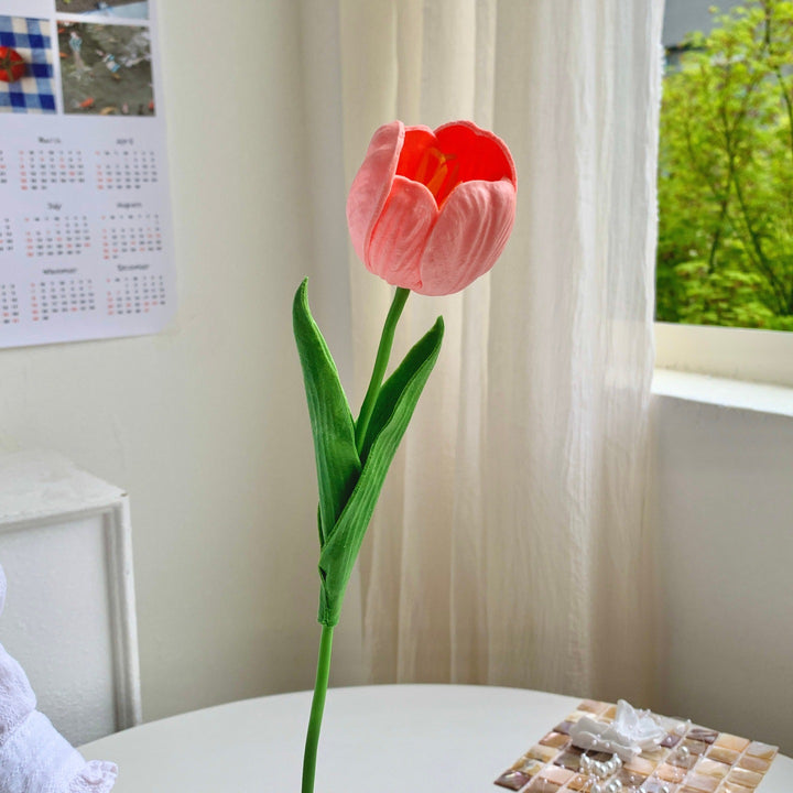 Realistische Tulp Bloem