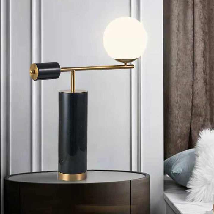 Contemporary Marmeren Tafel Lamp met Gouden Accenten