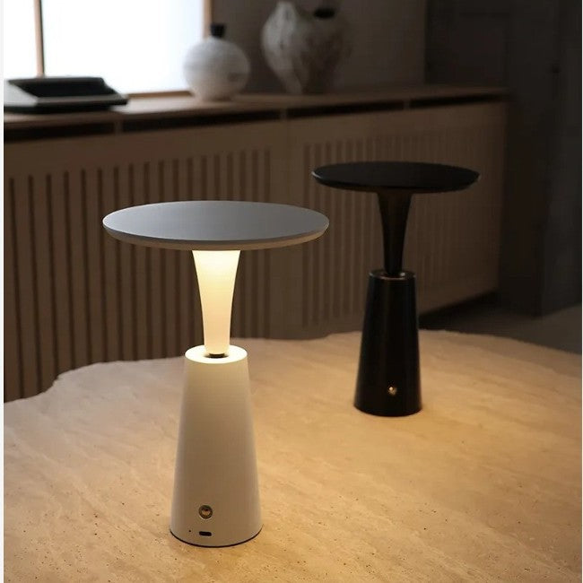 Moderne Minimalistische Tafel lamp voor Hedendaagse Interieurs