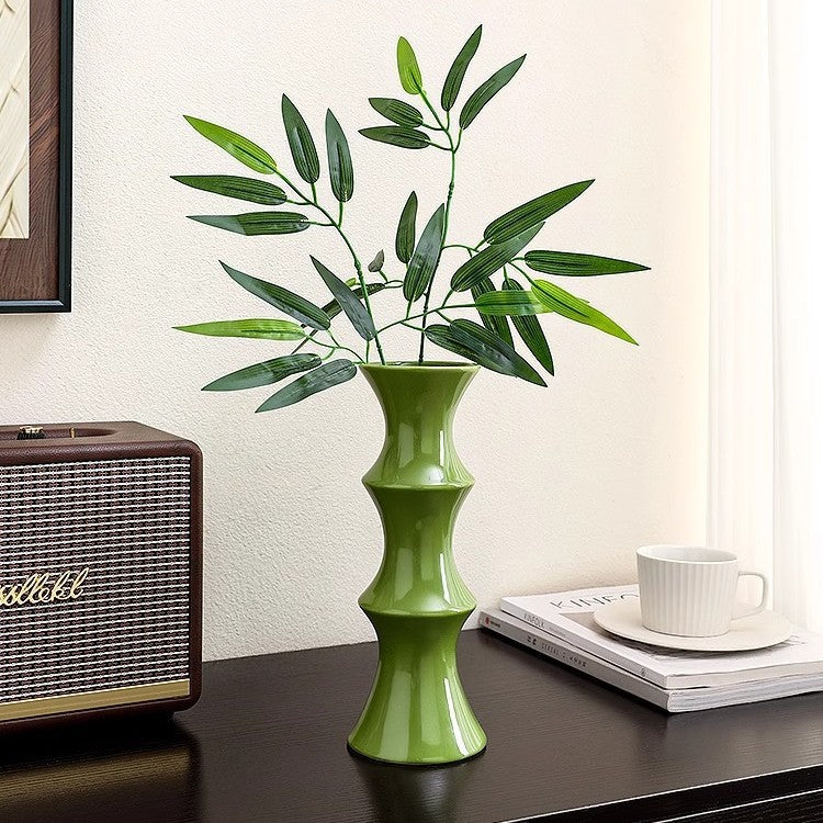 Contemporary Bamboo-Style Vaasje