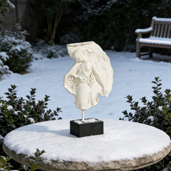 Elegante Relief Sculptuur