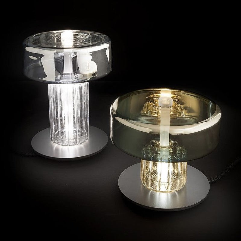 Moderne Glazen Tafellamp met Sculpturaal Ontwerp