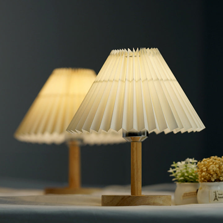 Moderne Tafellamp met Geplooide Schaduw