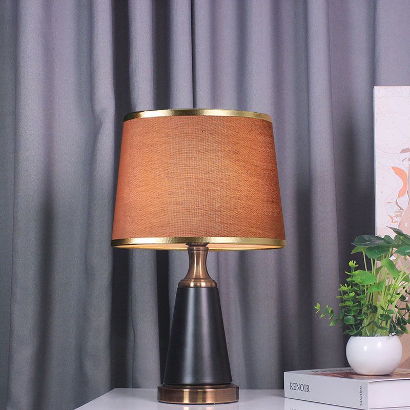 Sculpturaal Decoratieve Tafel Lamp