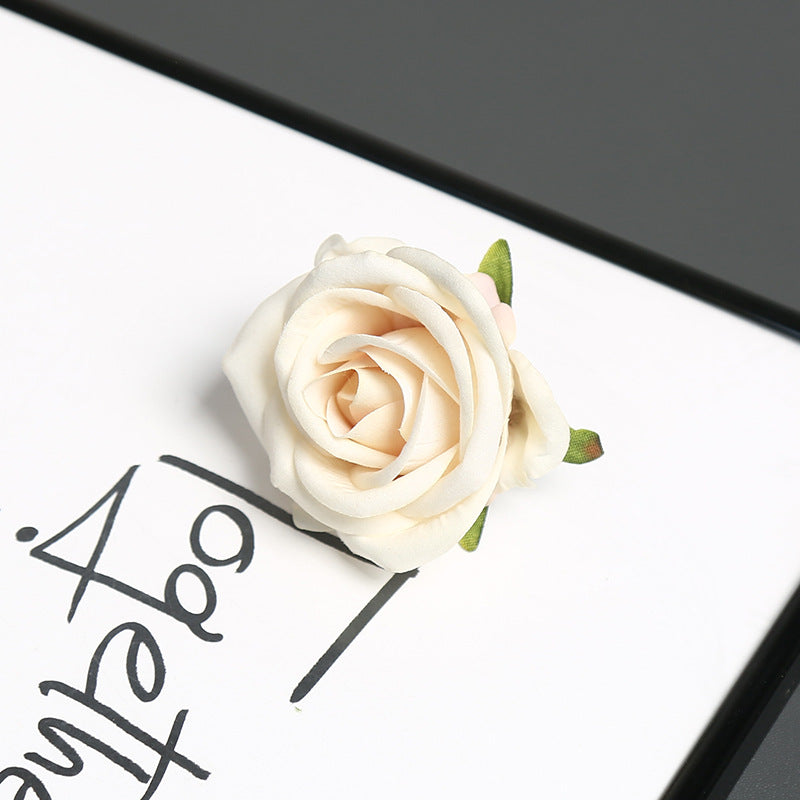 Elegante Zijde Rozen Speld voor Decoratief Gebruik