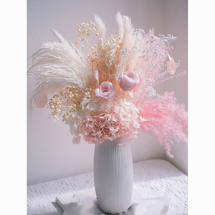 Elegante Gedroogde Bloemenboeket Arrangement