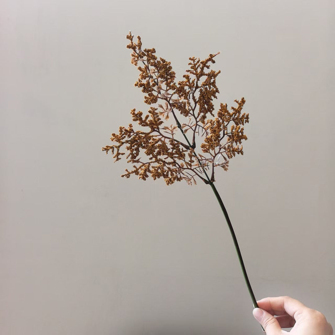 Delicate Gedroogde Bloemenstelen Arrangement