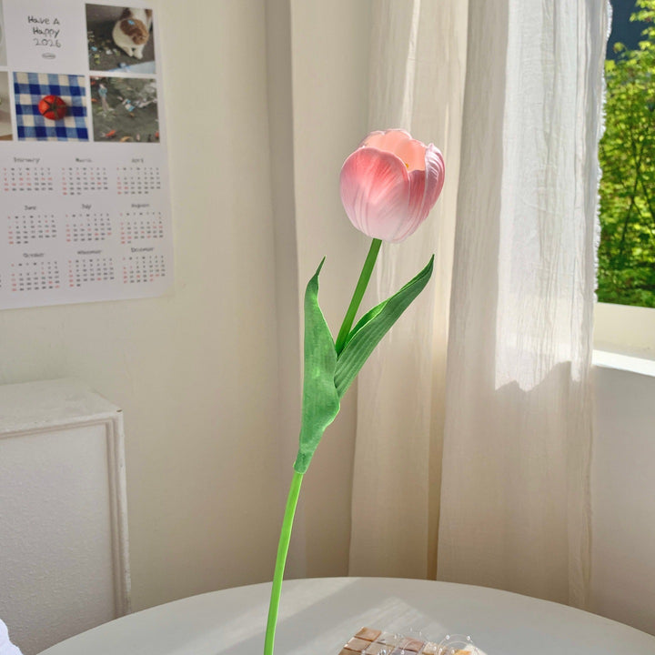 Realistische Tulp Bloem
