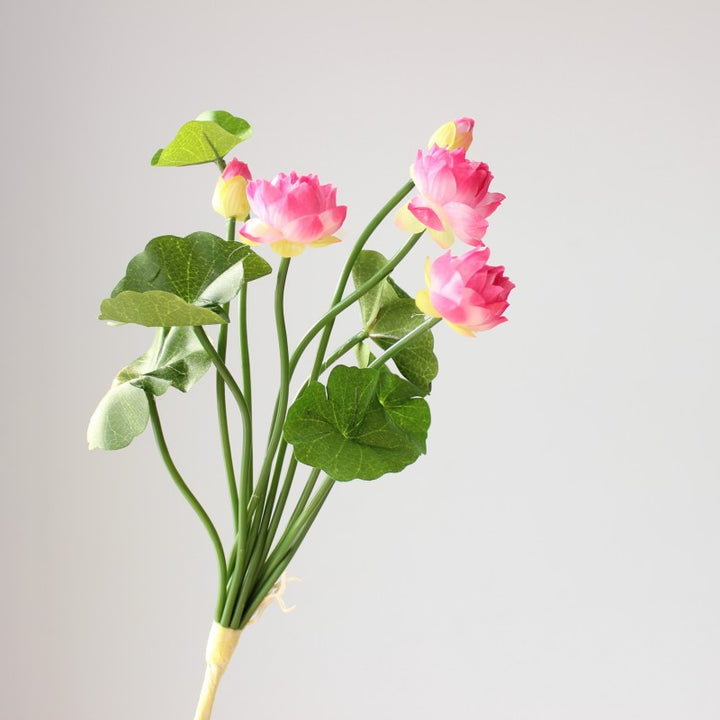 Levensechte Roze Lotus Bloemen Boeket