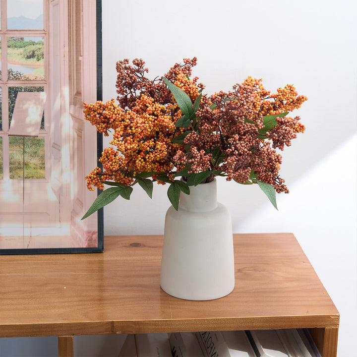 Levensechte Decoratieve Bessen Bloemarrangement