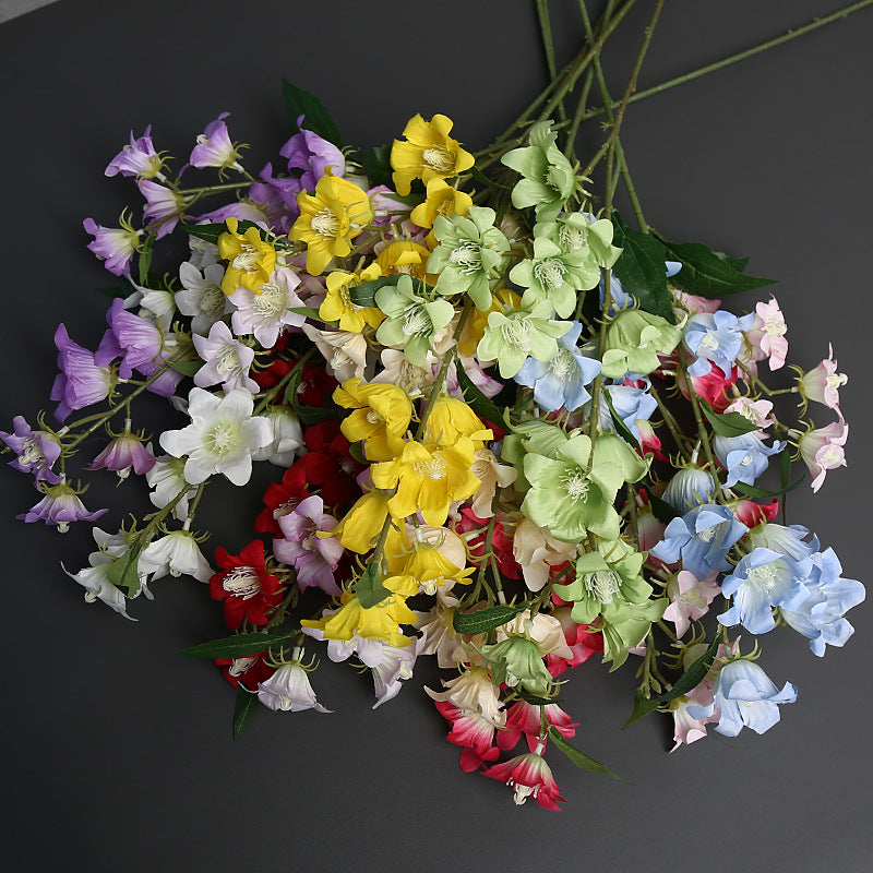 Bloemrijke Accentsteel voor Thuisdecoratie Tentoonstelling