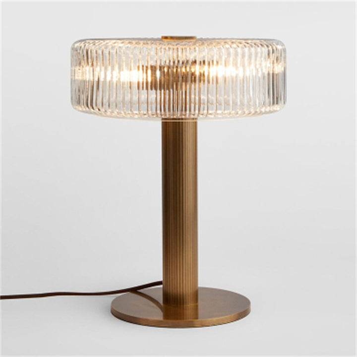 Moderne Glazen Tafellamp met Decoratieve Metalen Basis