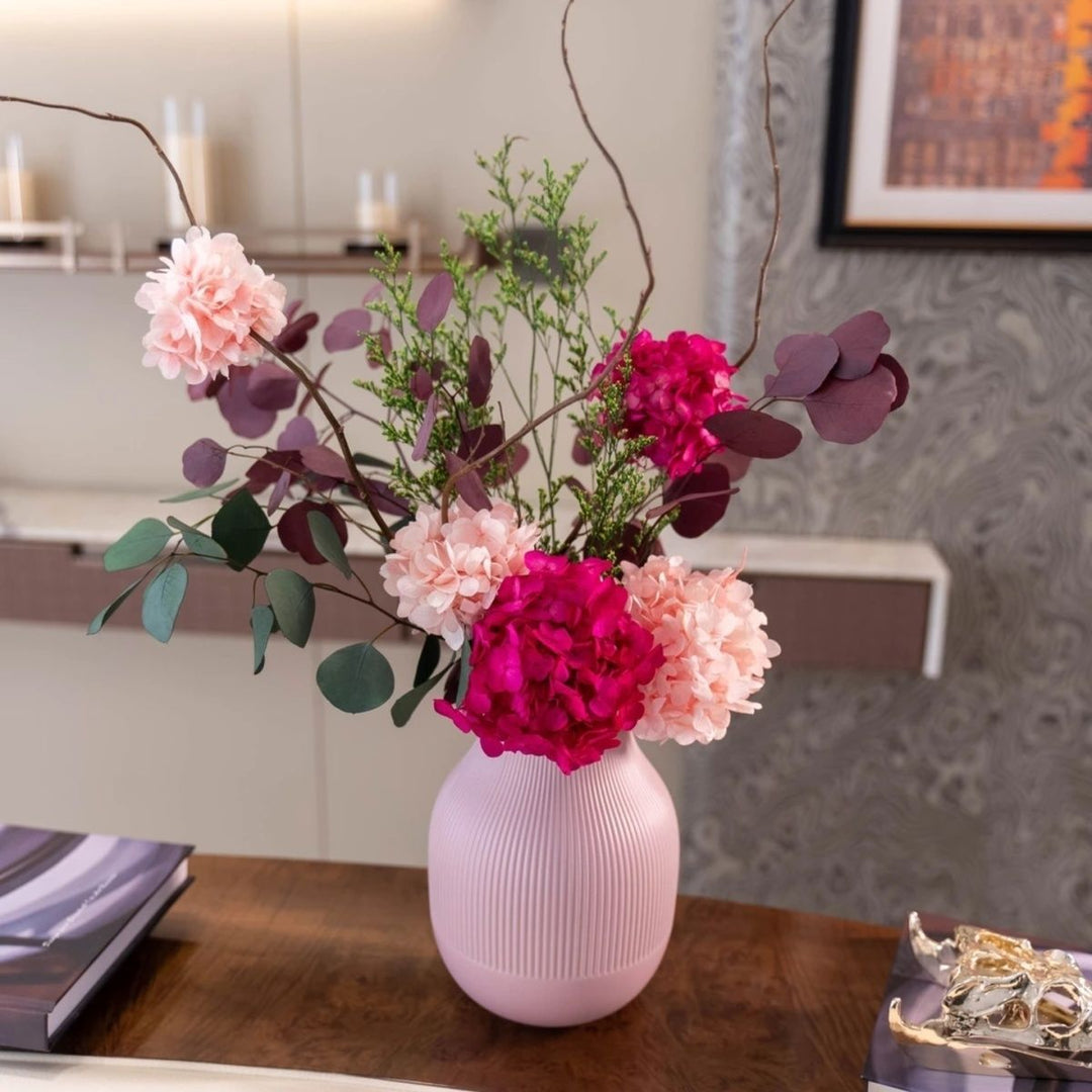Elegante Decoratieve Bloemenarrangement
