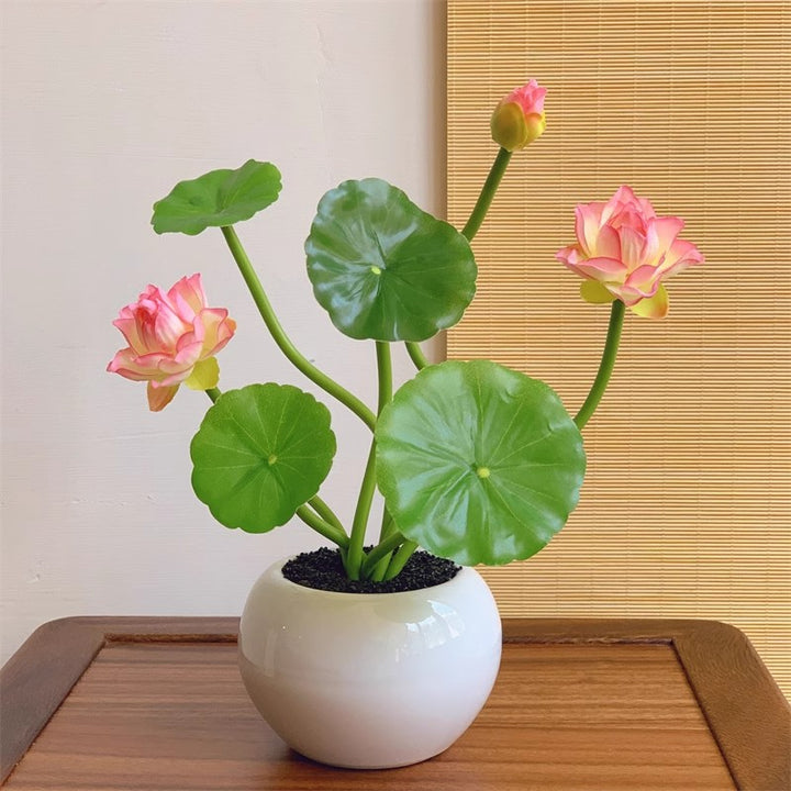 Elegante Lotus Bloem Arrangement