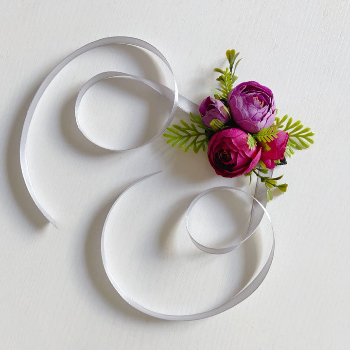 Bloemvormige Decoratieve Broche