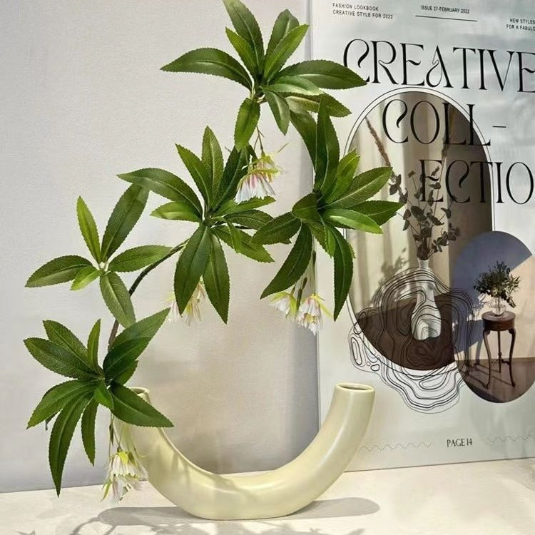 Elegante Gebogen Keramische Bloemvaas voor Huisdecoratie