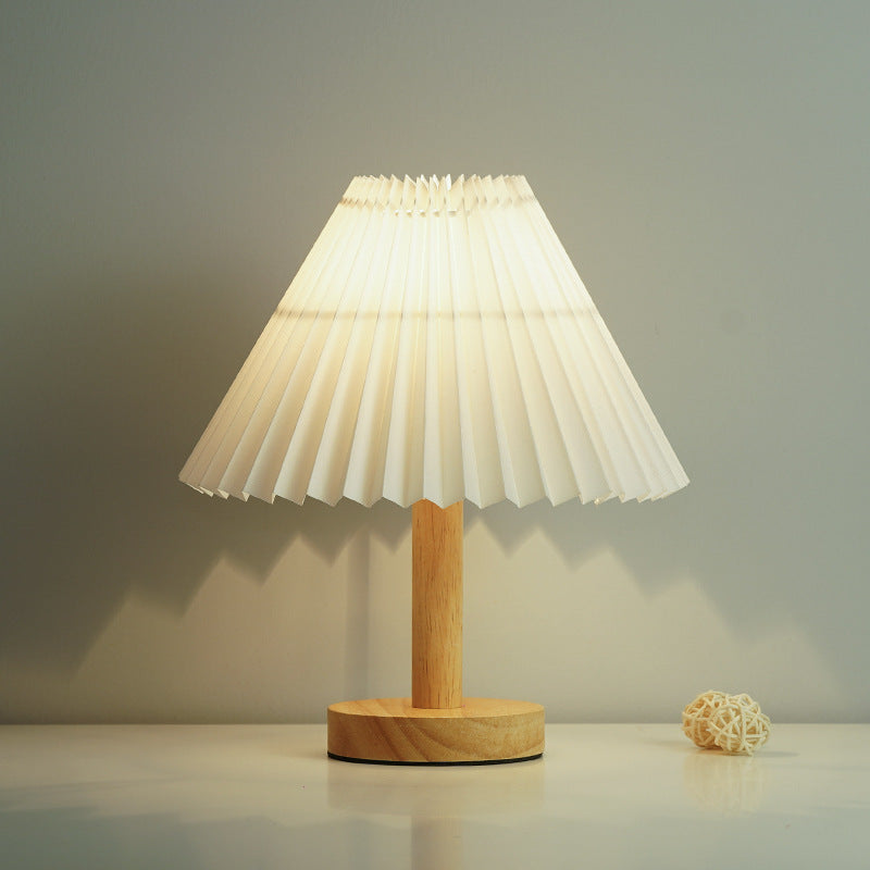 Moderne Tafellamp met Geplooide Schaduw