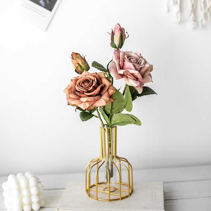 Levensechte Bloemenarrangement