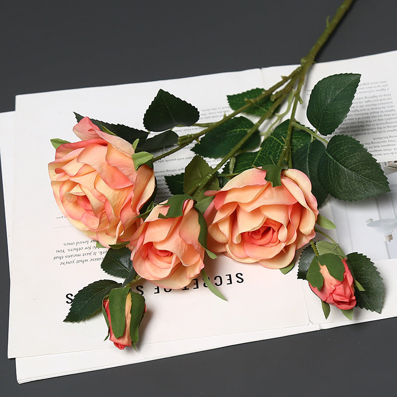 Zachte Zijde Rozen Arrangement