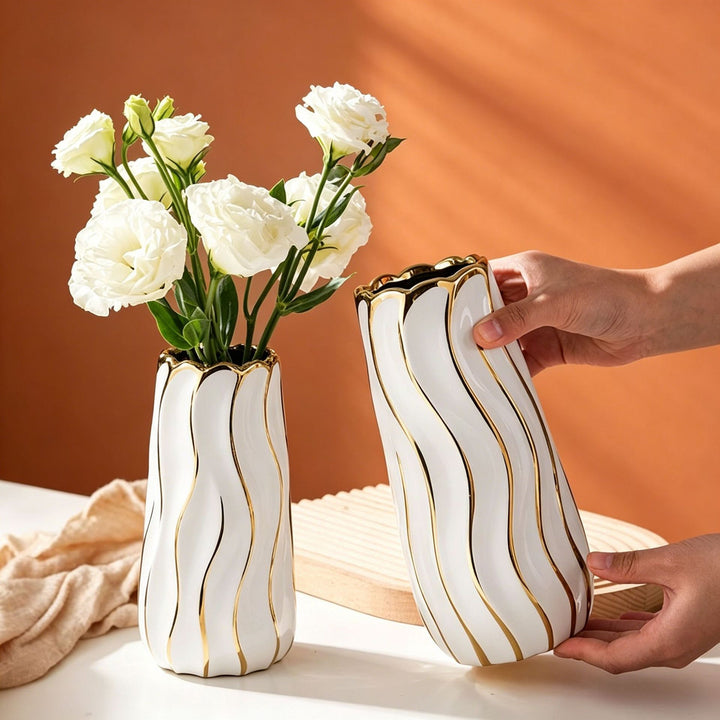 Elegante Golfpatroon Decoratieve Keramieken Vaasje