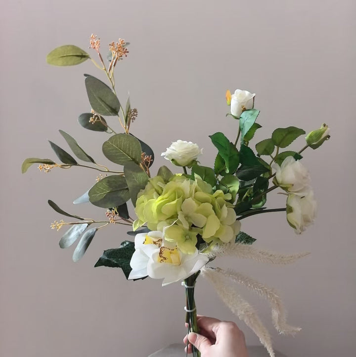 Elegante Kunstmatige Bloemenboeket