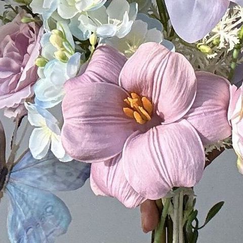 Speelse Vlinder Bloemenboeket